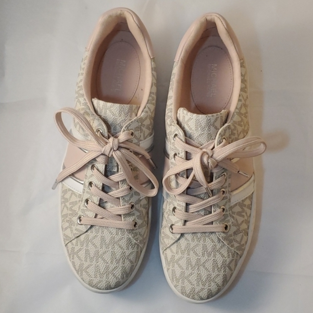 Michael Kors Poppy Stripe Lace Up Sneakers 7.5